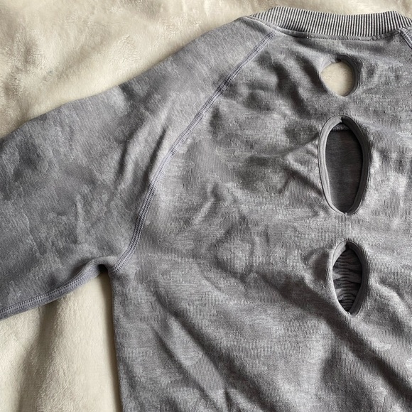 Gymshark Longsleeve Top - Picture 13 of 13